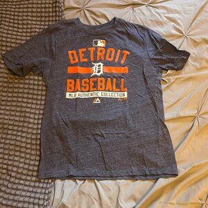 Majestic Size Large 14/16 Navy Blue Detroit Tigers T-Shirt